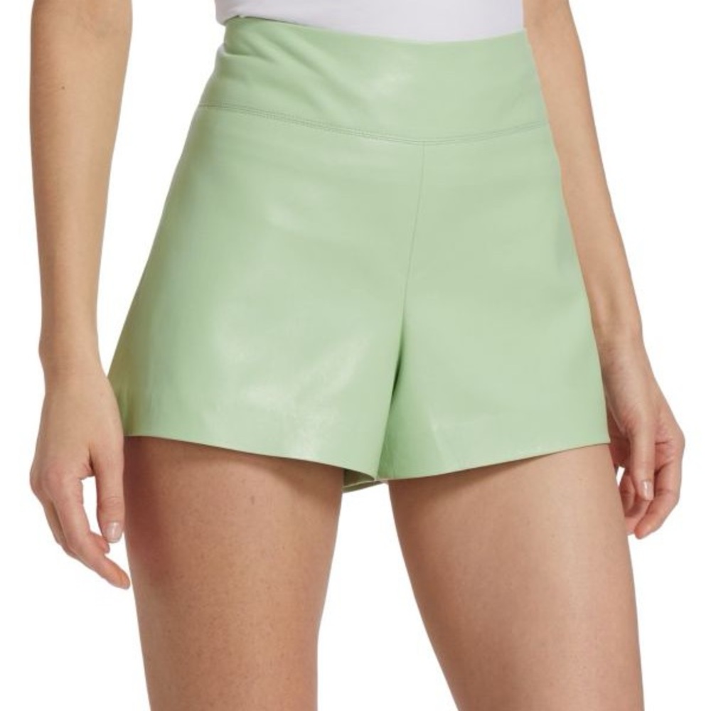 Alice and Olivia short